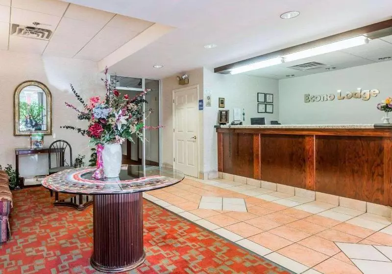 Hotel Econo Lodge Near Stewart International Airport