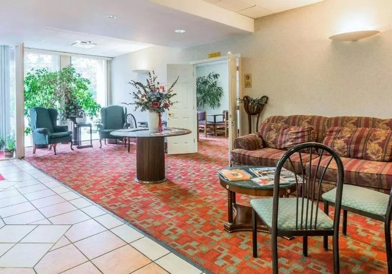 Hotel Econo Lodge Near Stewart International Airport