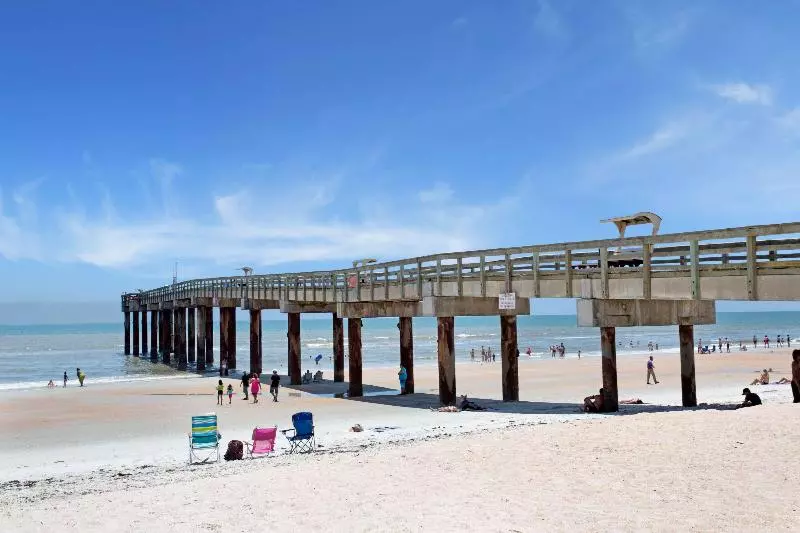 هتل Ocean Breeze Inn