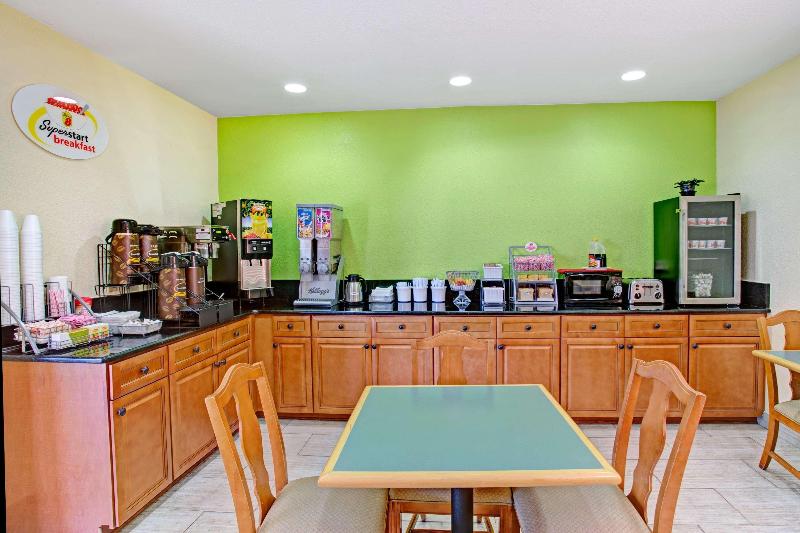 호텔 Ocean Breeze Inn