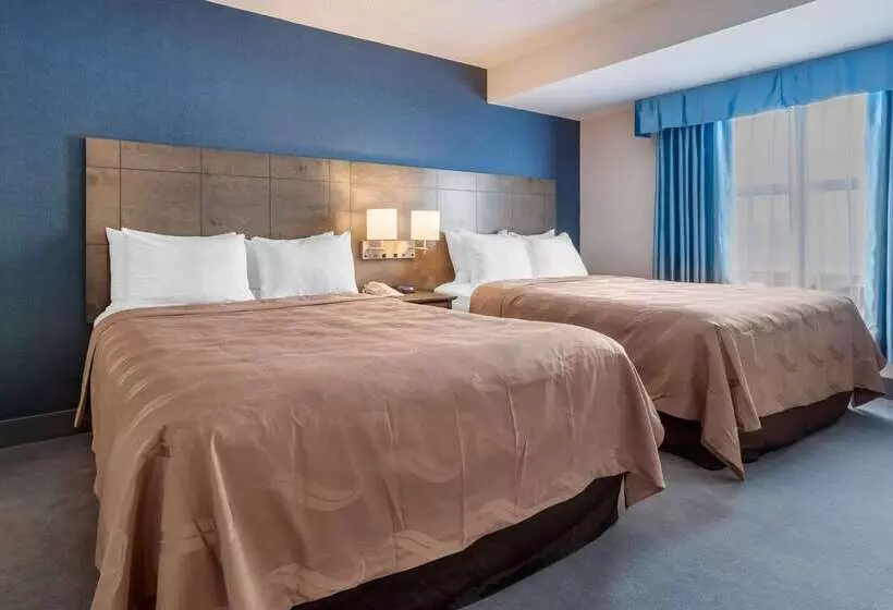 Hotelli Quality Suites