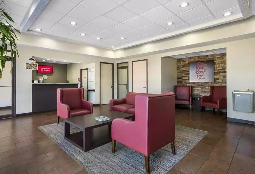 فندق Red Roof Inn & Suites Statesboro  University