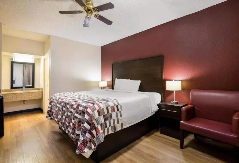 فندق Red Roof Inn & Suites Statesboro  University