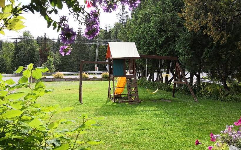 Motel Des Pays D'en Haut