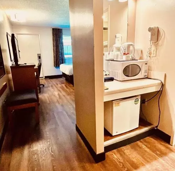 Royal Hotel Lloydminster