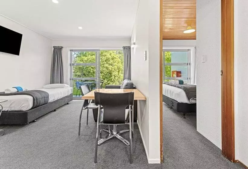 Asure Brookvale Motel