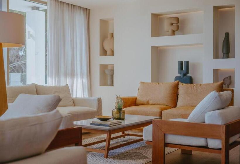 בית מלון כפרי Alion Beach