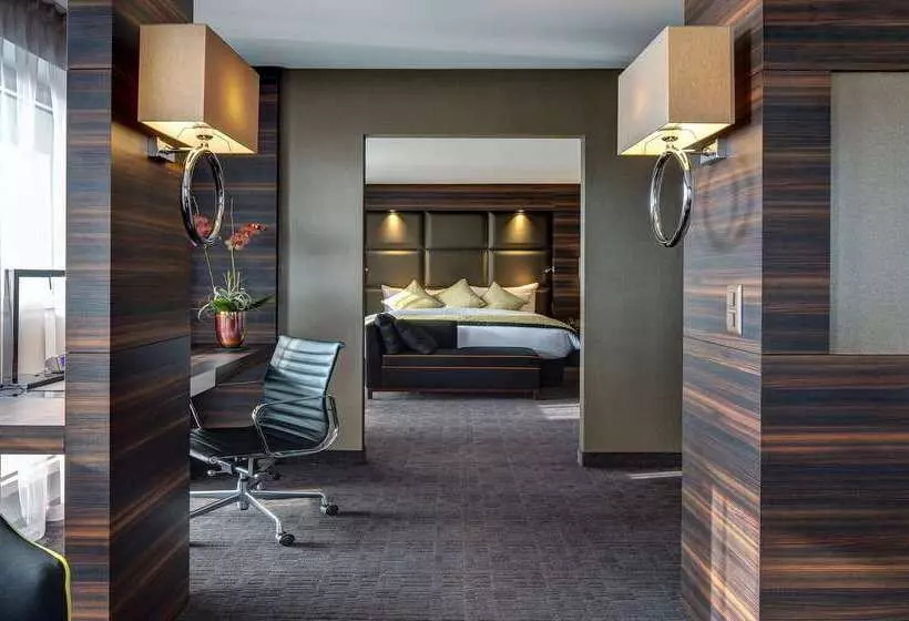 Best Western Premier Hotel Beaulac