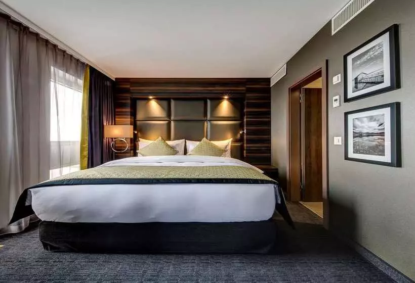 Best Western Premier Hotel Beaulac