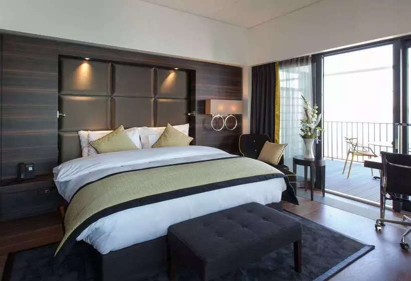 Best Western Premier Hotel Beaulac