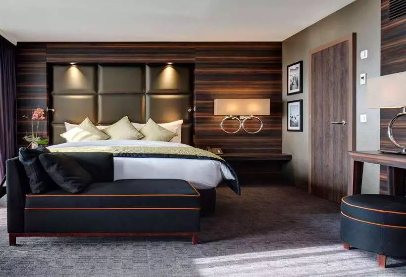 Best Western Premier Hotel Beaulac