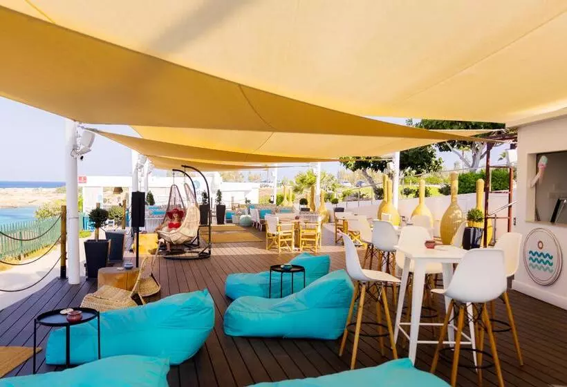 Отель Cavo Maris Beach