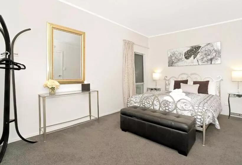 호텔 Coromandel Apartments