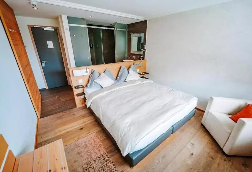 هتل Eden Wellness