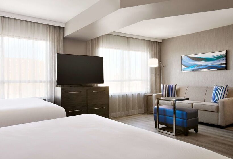 فندق Embassy Suites By Hilton Toronto Airport