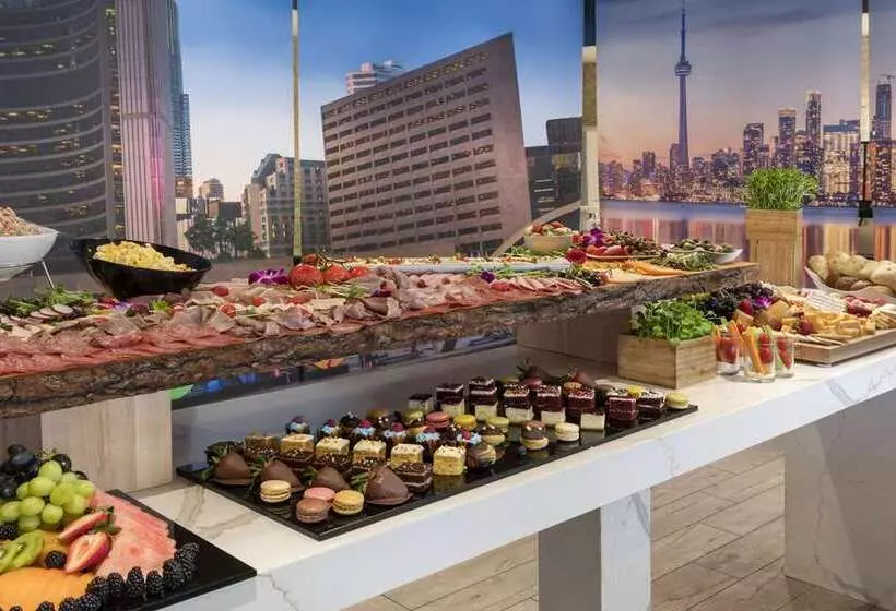 هتل Embassy Suites By Hilton Toronto Airport