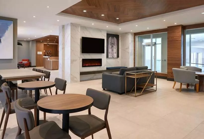 Отель Fairfield By Marriott Niagara Falls, Canada
