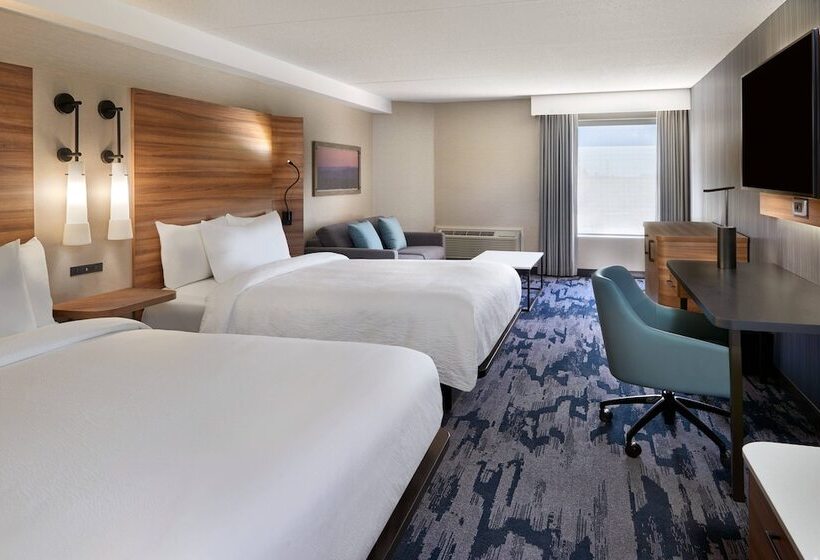 هتل Fairfield By Marriott Niagara Falls, Canada