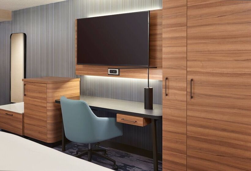 هتل Fairfield By Marriott Niagara Falls, Canada