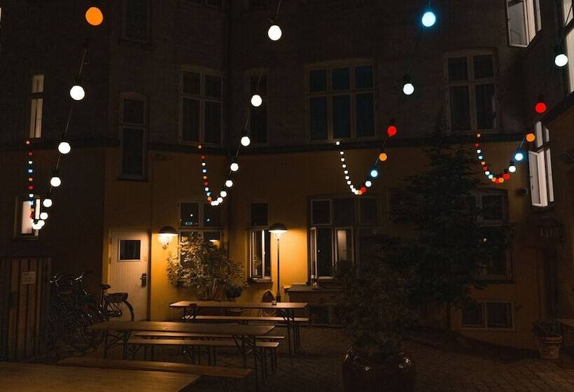 Отель Good Morning City Copenhagen Star