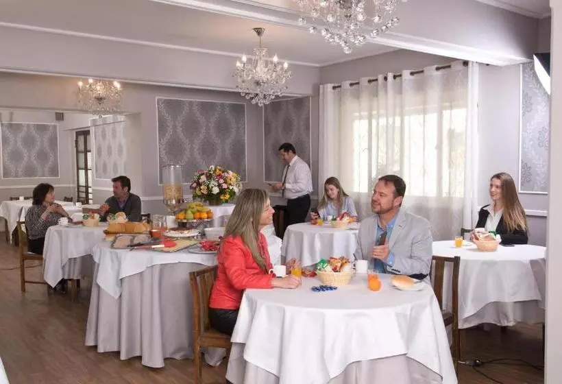 בית מלון כפרי Imperio