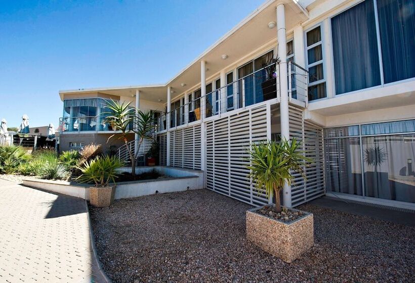 Protea Hotel By Marriott Windhoek Furstenhof