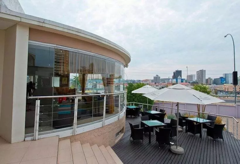 Protea Hotel By Marriott Windhoek Furstenhof