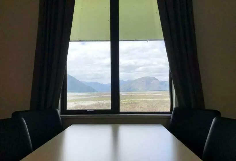 ホテル The Bealey