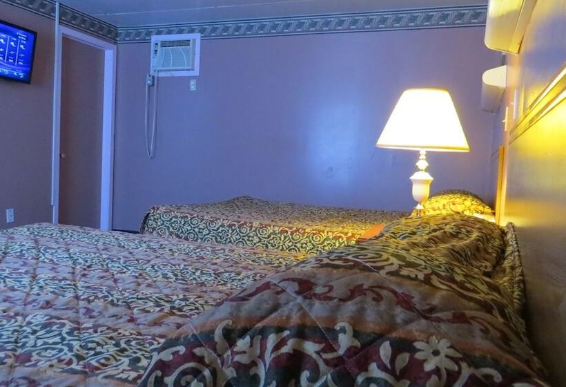 Мотель Kings Inn Orillia