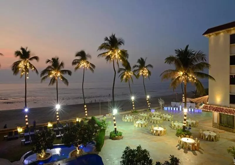 Отель Sun N Sand Mumbai Juhu Beach