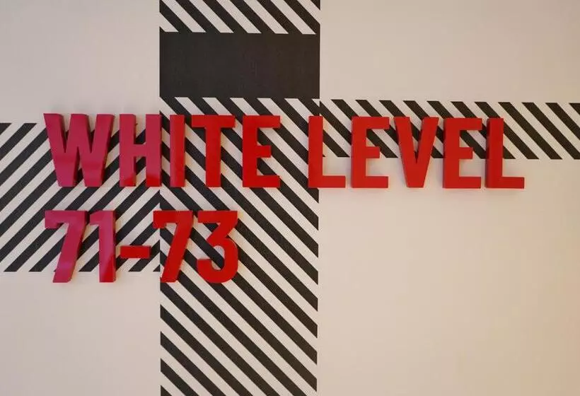 هتل The Highlander Amsterdam