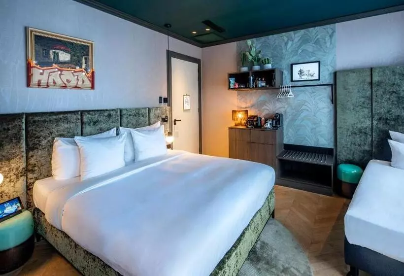 هتل The Highlander Amsterdam