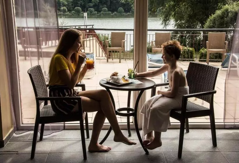 Мотель To Wellness