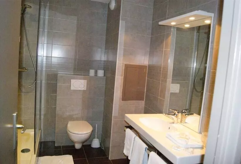 ホテル 1er Consul Rouen