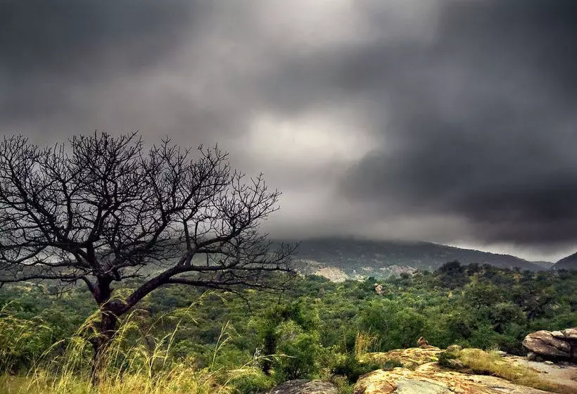 호텔 Aha Bongani Mountain Lodge