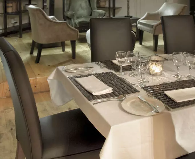 호텔 Aha Bongani Mountain Lodge