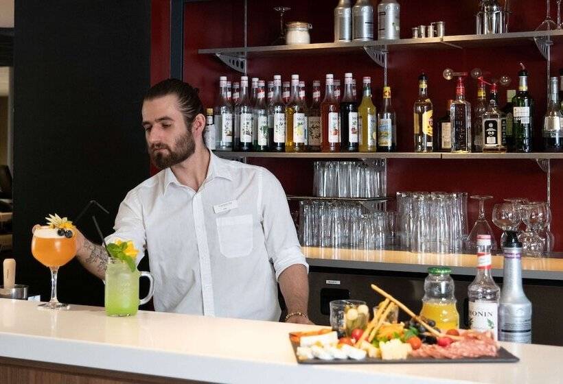 هتل Campanile Aix En Provence Sud   Pont De L Arc