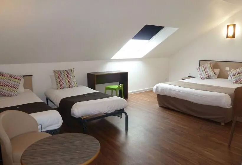 ホテル Campanile Le Mans Est