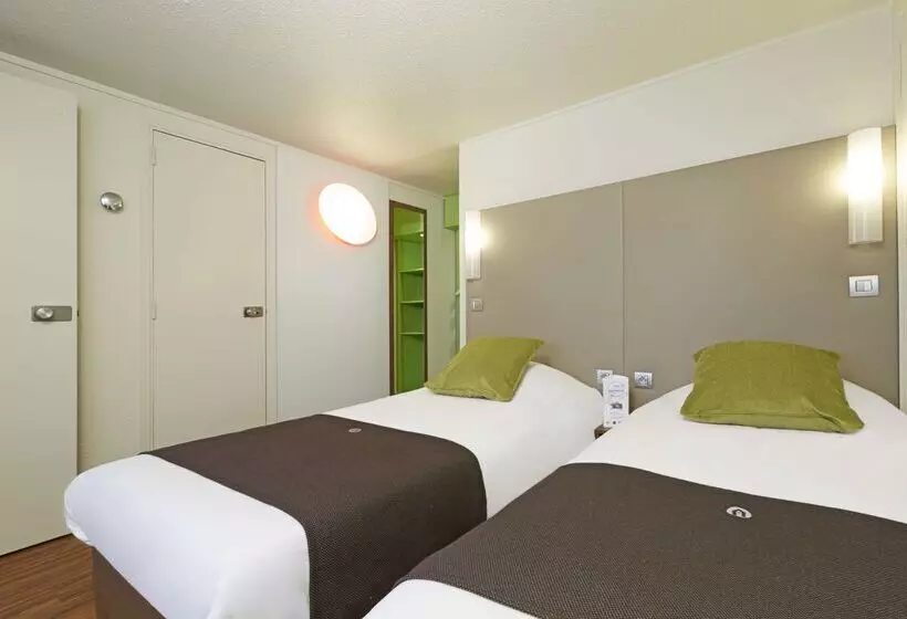 ホテル Campanile Le Mans Est