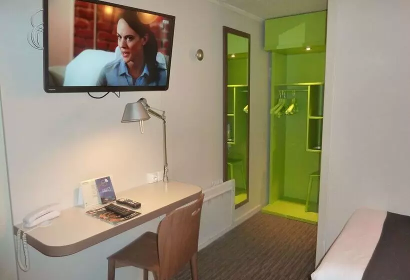 ホテル Campanile Le Mans Est