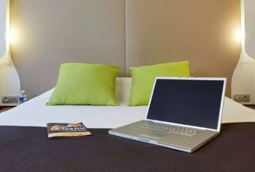 Hotel Campanile Toulouse Balma Cité De L Espace