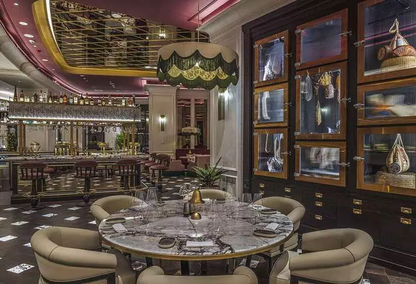 Hotel Conrad Istanbul Bosphorus