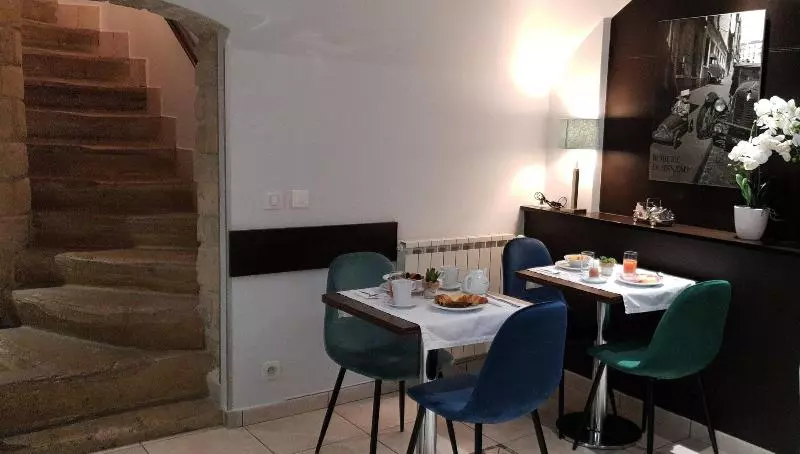 ホテル De La Paix Tour Eiffel