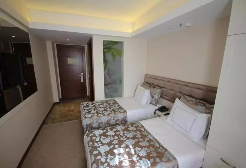 هتل Grand Washington