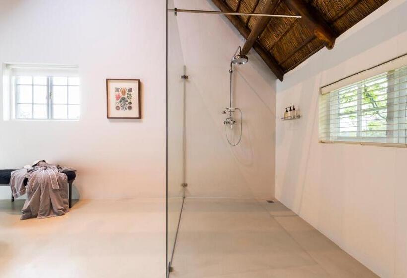 Отель Hunters Country House