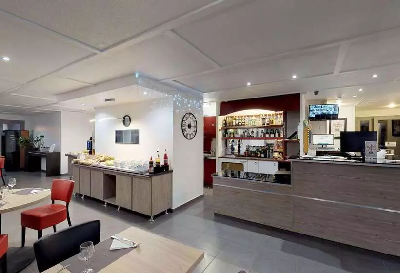 酒店 Kyriad Fontenay Tresigny