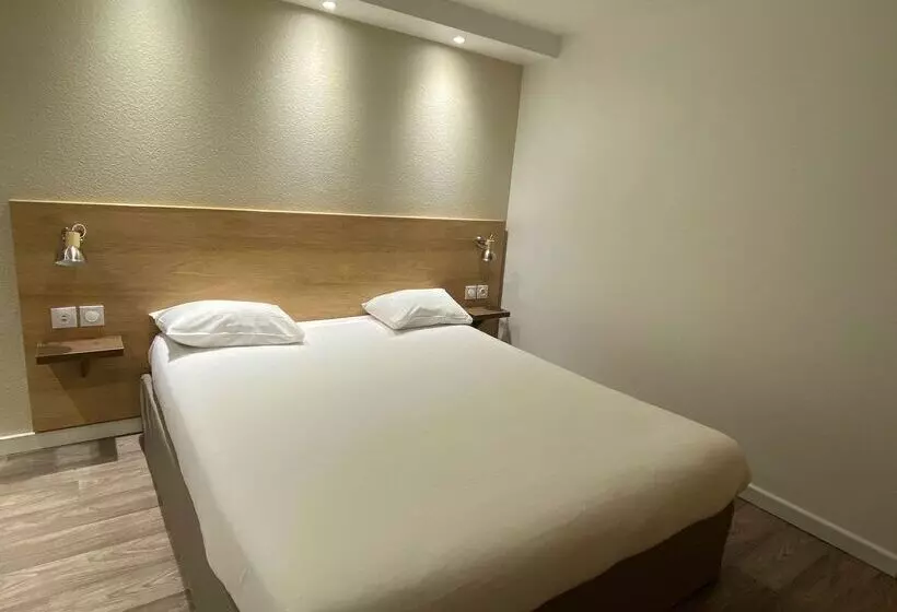 酒店 Kyriad Fontenay Tresigny