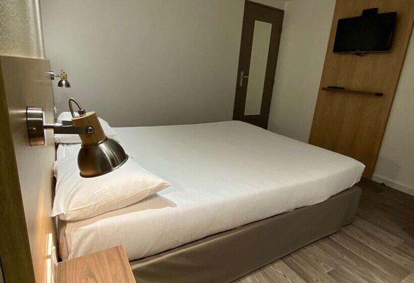 فندق Kyriad Fontenay Tresigny