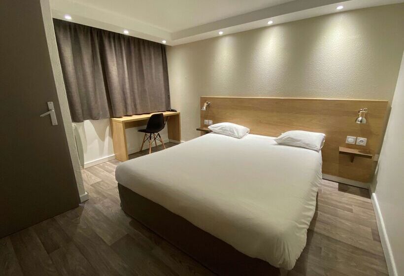 فندق Kyriad Fontenay Tresigny