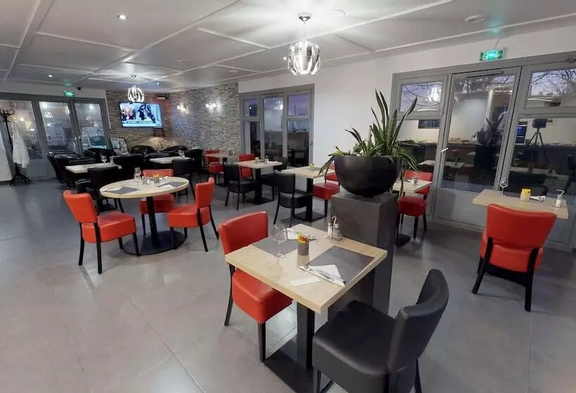 酒店 Kyriad Fontenay Tresigny